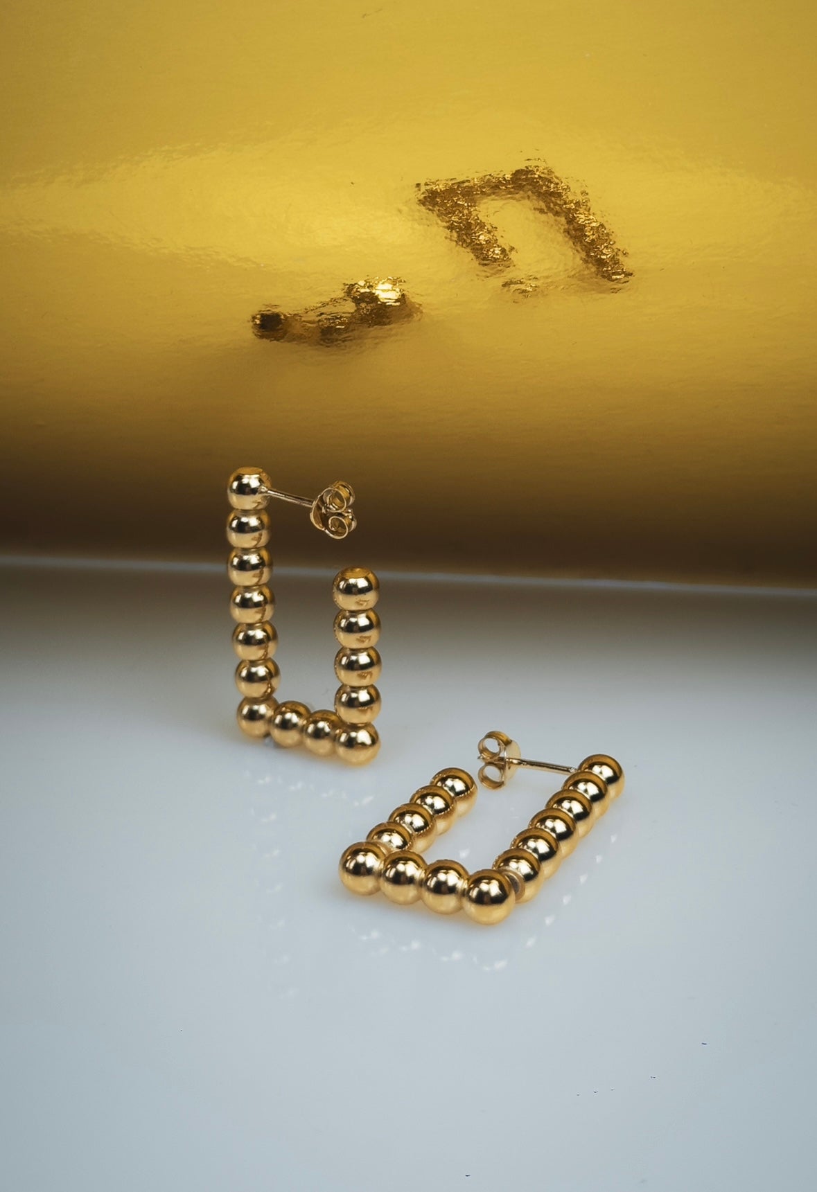 Square Dotted Hoops Gold