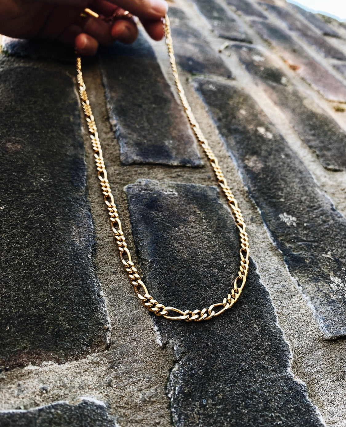 Figaro Chain Gold