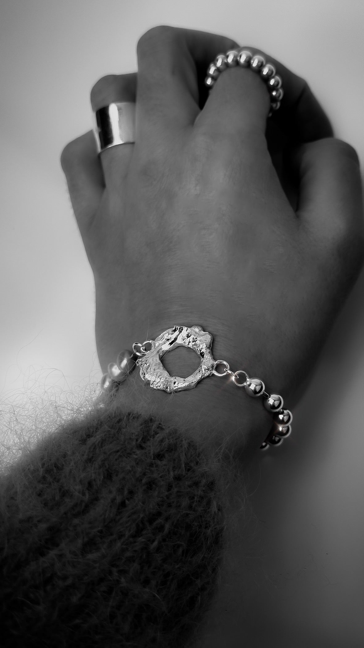 Coral Pearl Bracelet Silver