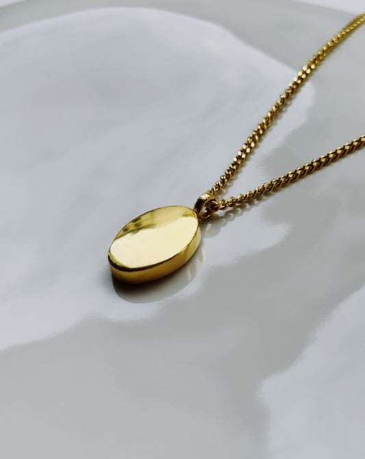 The Zodiac Sign Necklace Gold